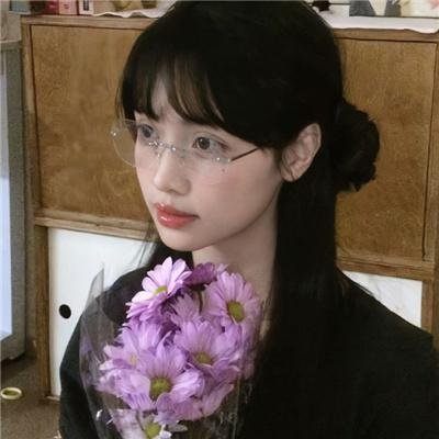 锁住有情天